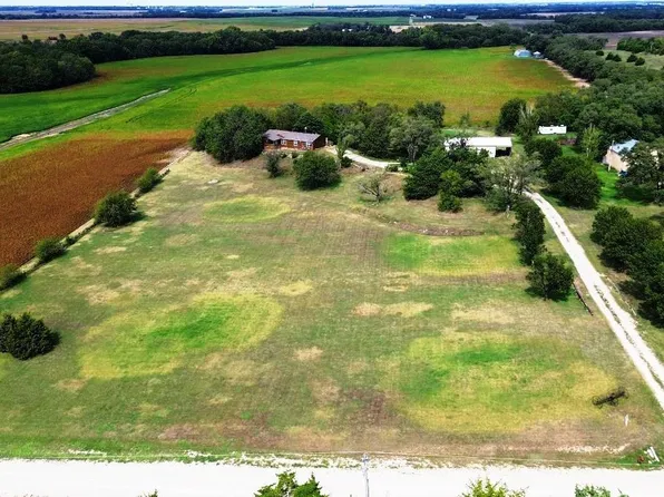 1188 150th, Hillsboro, KS 67063