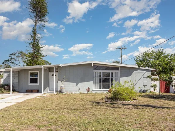 6407 26th St W, Bradenton, FL 34207