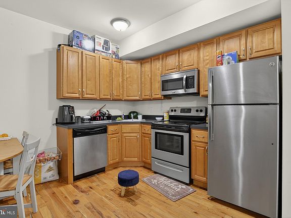 5th image of 4011 Baring St APT 5