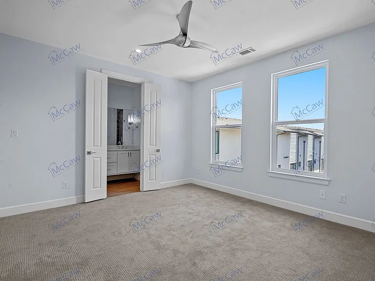 5202 Capitol Ave #1108 — Photo 14
