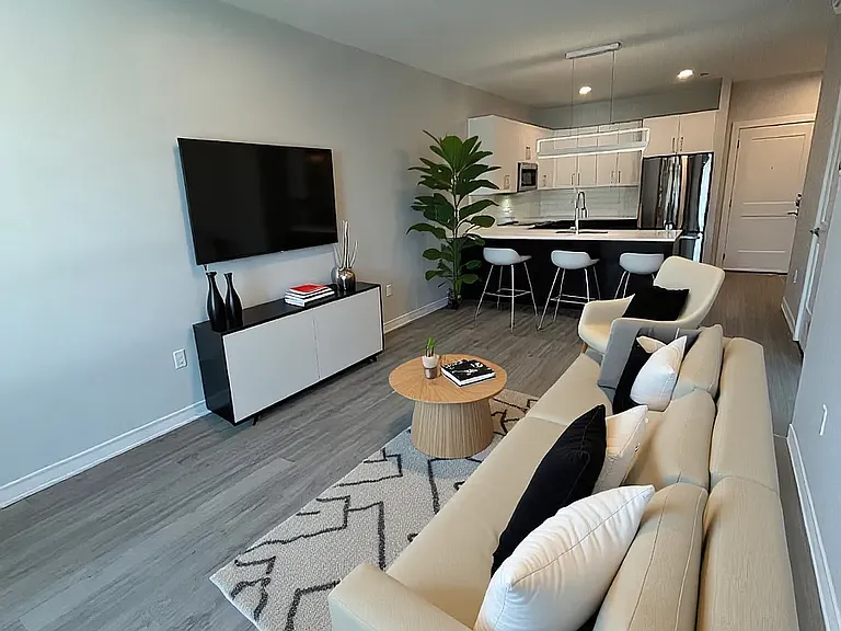 Residences at Sharon Gallery — Photo 7