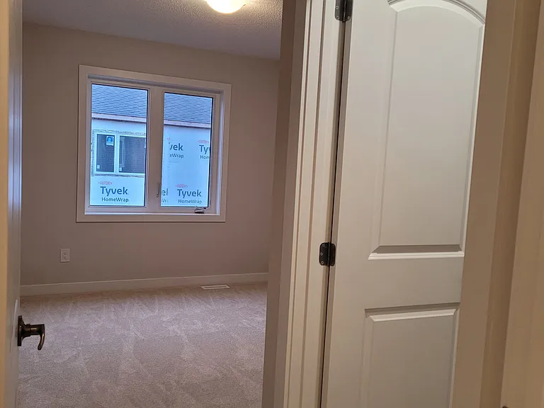 12 Focality Cres — Photo 24
