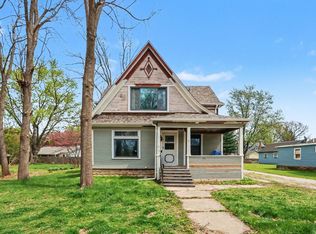 716 N Main St, Sandwich, IL 60548