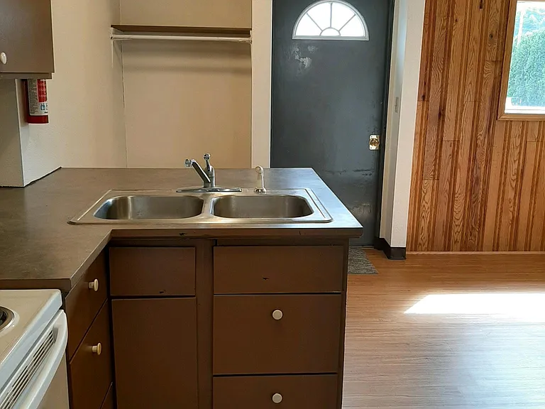 608 Krebs Ave #A — Photo 2