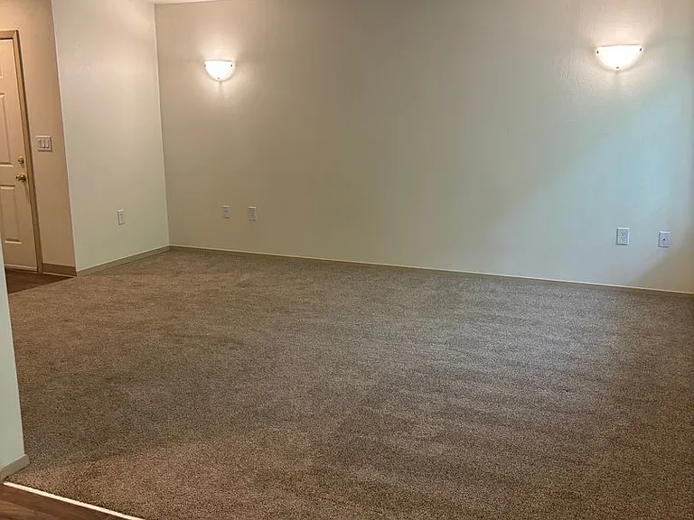 2511 Edenbower Blvd — Photo 3