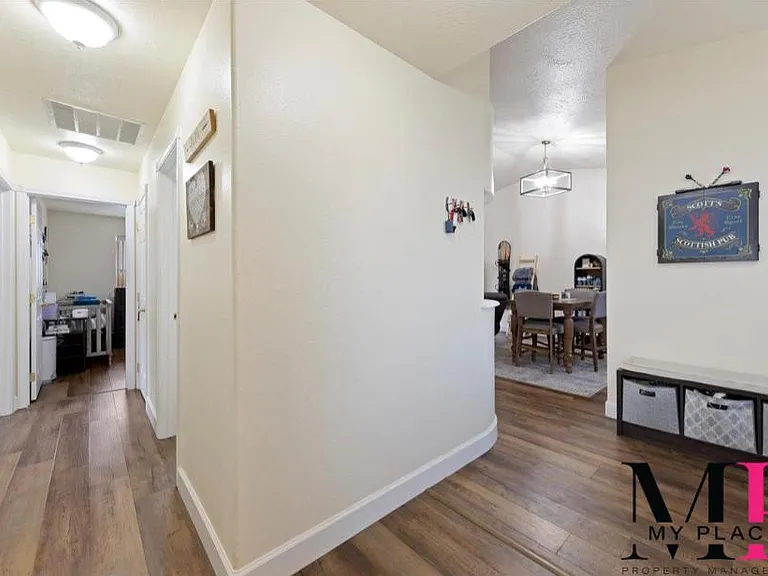 1331 NE Brenda Dr — Photo 6