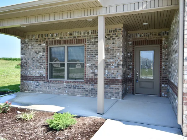 3048 W Glacier Dr, Monrovia, IN 46157