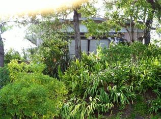 1313 Zuni Ln, Topanga, CA 90290