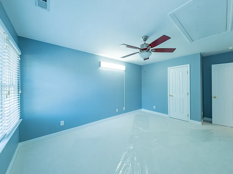 9721 Pemberton Crossing Dr — Photo 43