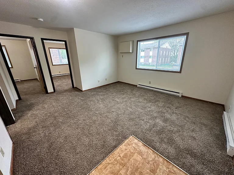 24th St. Apartments — Photo 17