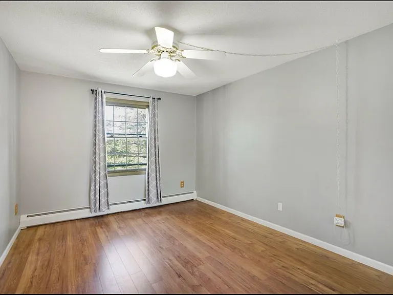 820 Old Settlers Trl #6 — Photo 13