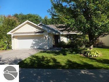 1st image of 1621 Veterans Dr