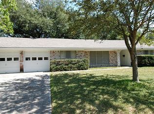 1706 Ivie Lee St, Baytown, TX 77520