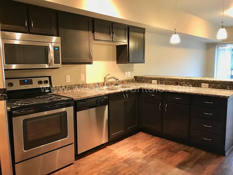 1010 Railroad Ave — Photo 426