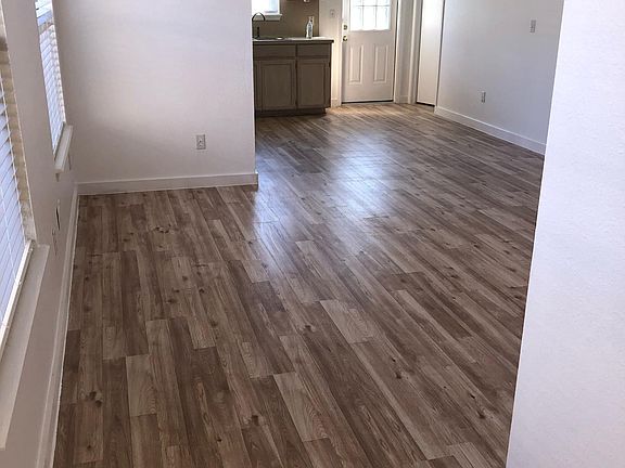 5th image of 7810 Elk Dr