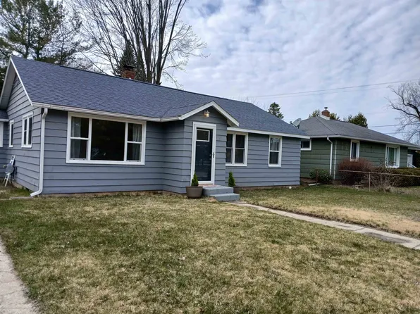 128 S Lapeer St, Standish, MI 48658