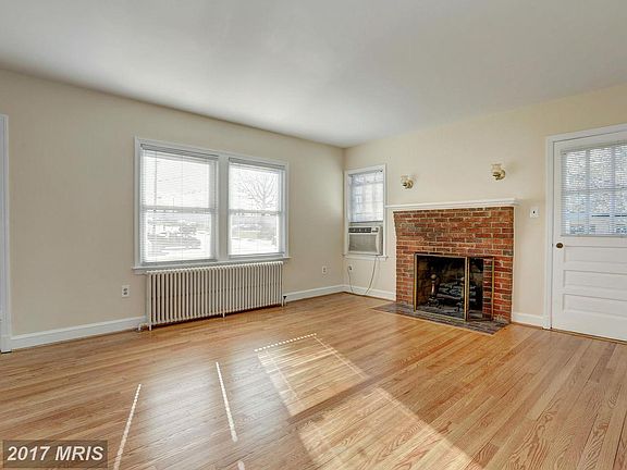 3rd image of 10814 Connecticut Ave