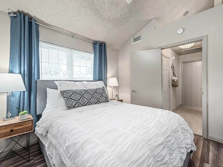 20514 Blue Beech Dr — Photo 19