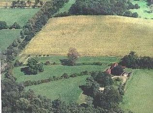 96 Middletown Rd, Holmdel, NJ 07733