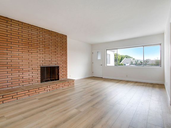 4th image of 1030 20th St APT 6