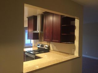 954 Palm Ave, San Mateo, CA 94401