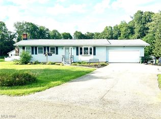 1073 Porter Dr, Wooster, OH 44691