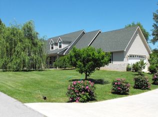 53 Ridgeview Dr, Bronston, KY 42518