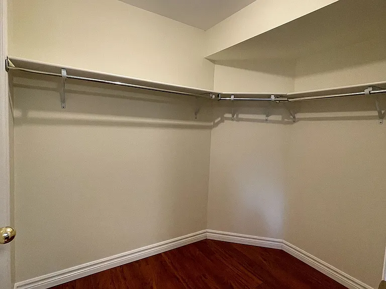 320 Drewry Ave #BASEMENT — Photo 12