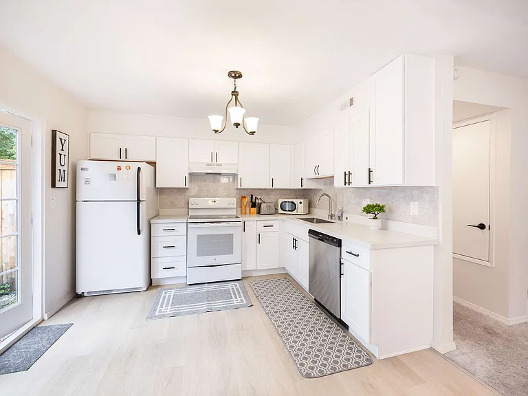 12213 NE 148th Ct — Photo 22