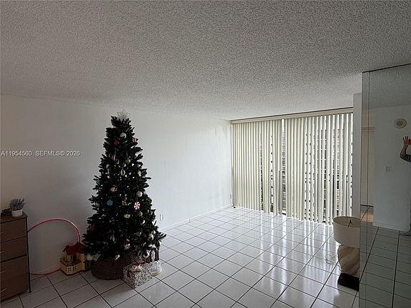 4th image of 17011 N Bay Rd APT 912
