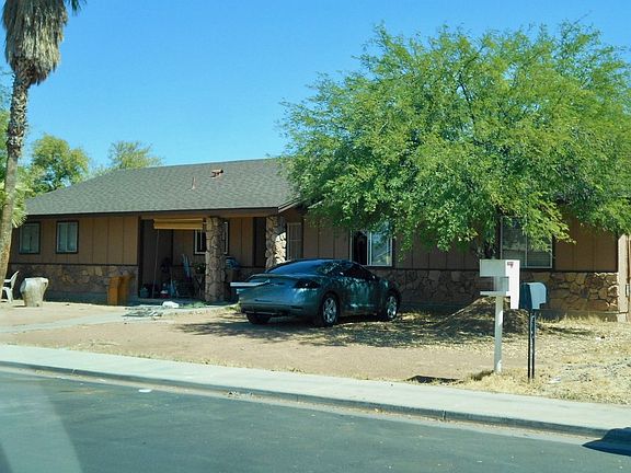 2nd image of 3006 E Diamond Ave
