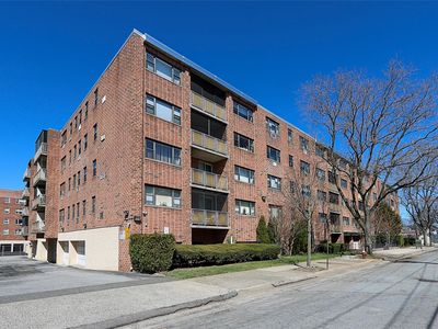 100 Clinton Avenue #1N, Mineola, NY, 11501