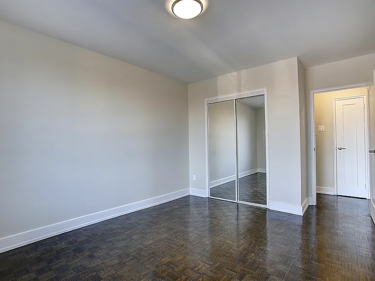 806 Kennedy Rd — Photo 47