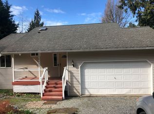 922 34th St, Bellingham, WA 98225
