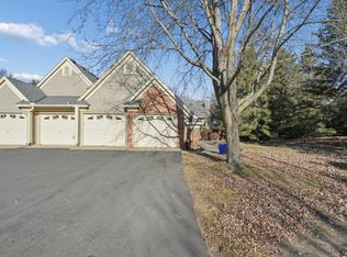 1602 Wexford Way, Woodbury, MN 55125