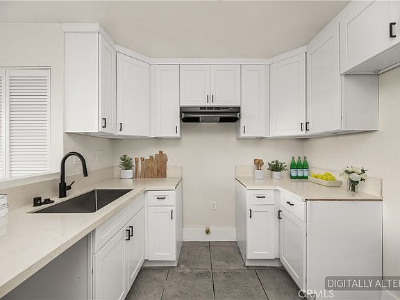 3rd image of 201 Racquet Club Dr