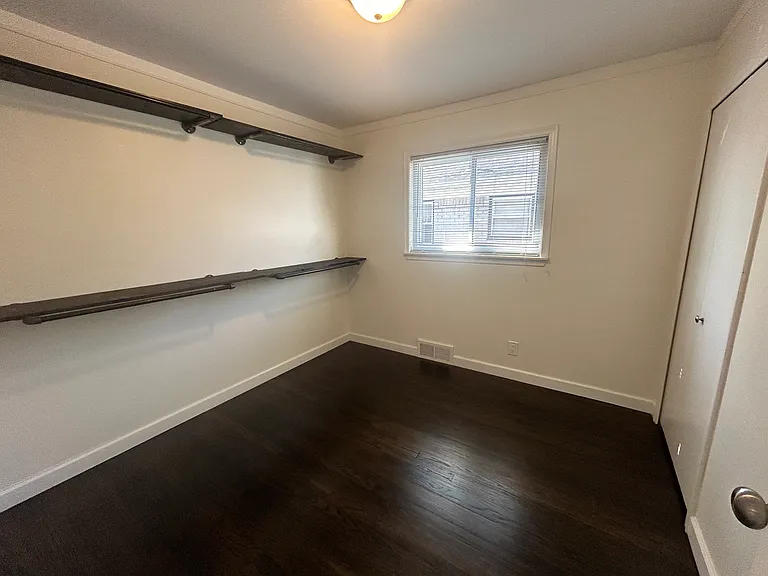 52 Elmsford Ave — Photo 10