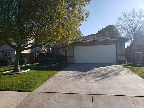 706 Timberleaf Dr Photo 1