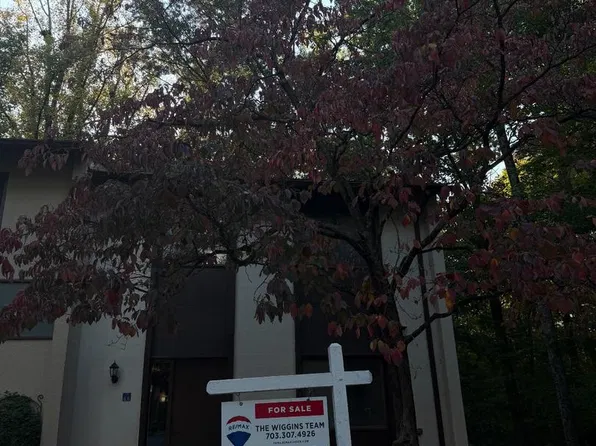 11966 Barrel Cooper Ct, Reston, VA 20191
