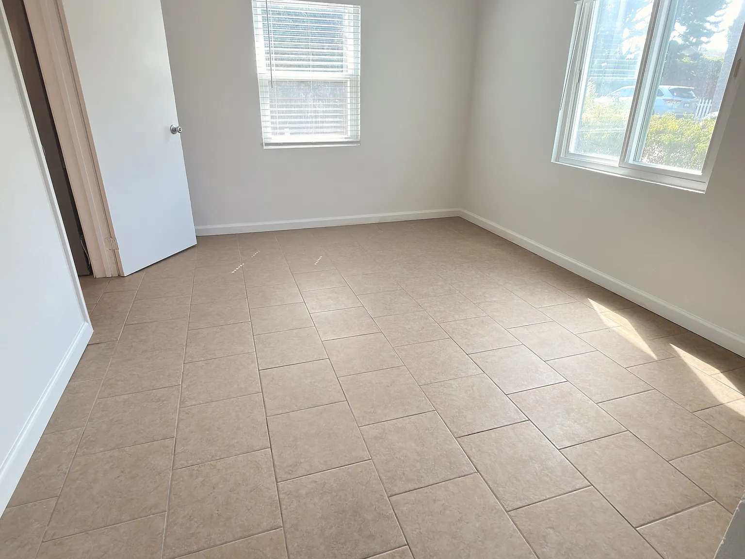 4636 Lotus st - 4636 — Photo 4