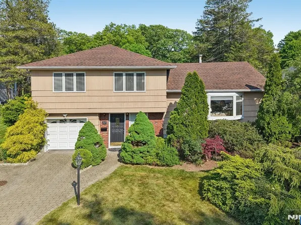 267 Pershing Ave, Ridgewood, NJ 07450