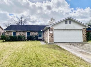 5755 Meadowview Rd, Beaumont, TX 77708