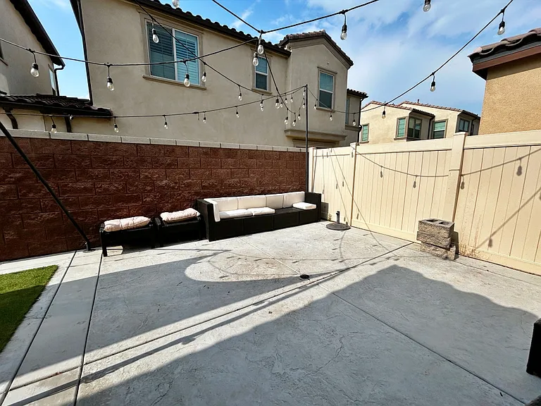 7559 Botany St — Photo 11