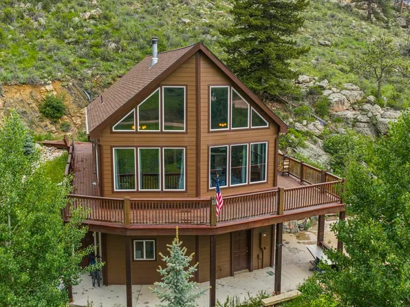 228 Mount Everest Dr, Livermore, CO 80536