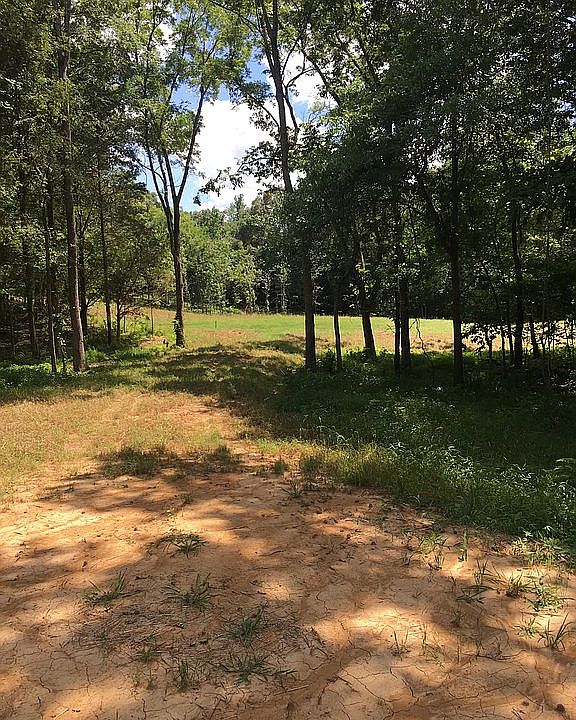 1st image of 3 Myrtlewood Dr