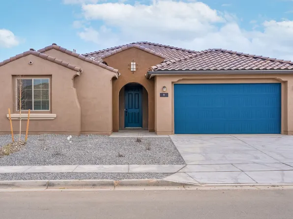 9 Wirecrest Ln, Santa Fe, NM 87508