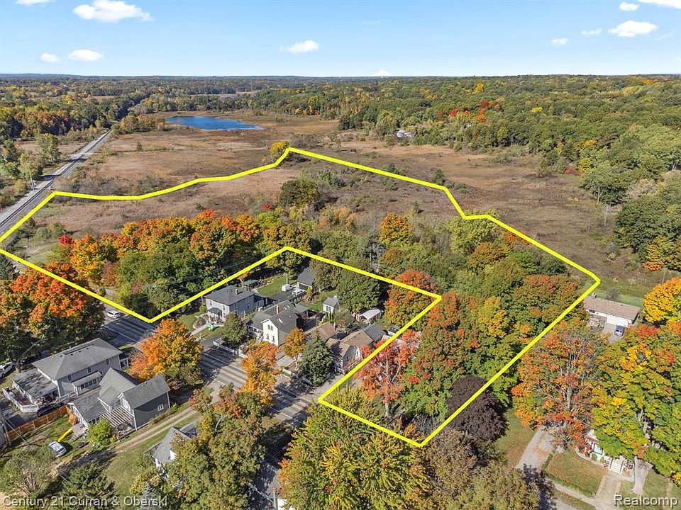 358 Broadway Rd, Davisburg, MI 48350 MLS 20221048539 Zillow