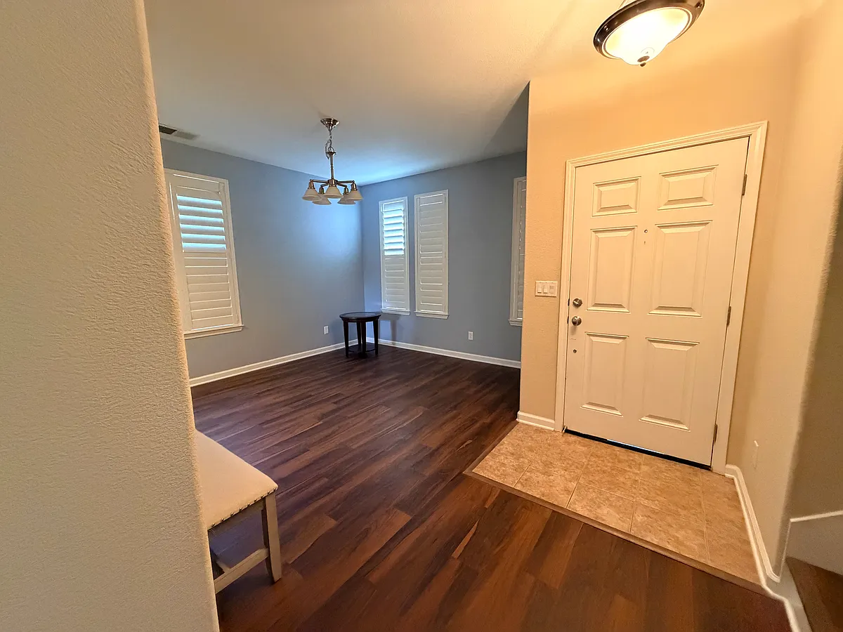 Building Photo - 597 Little Sorrel Ct