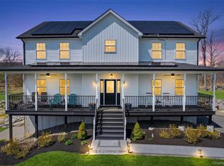26 Curtin Lane, Marlboro, NY 12542
