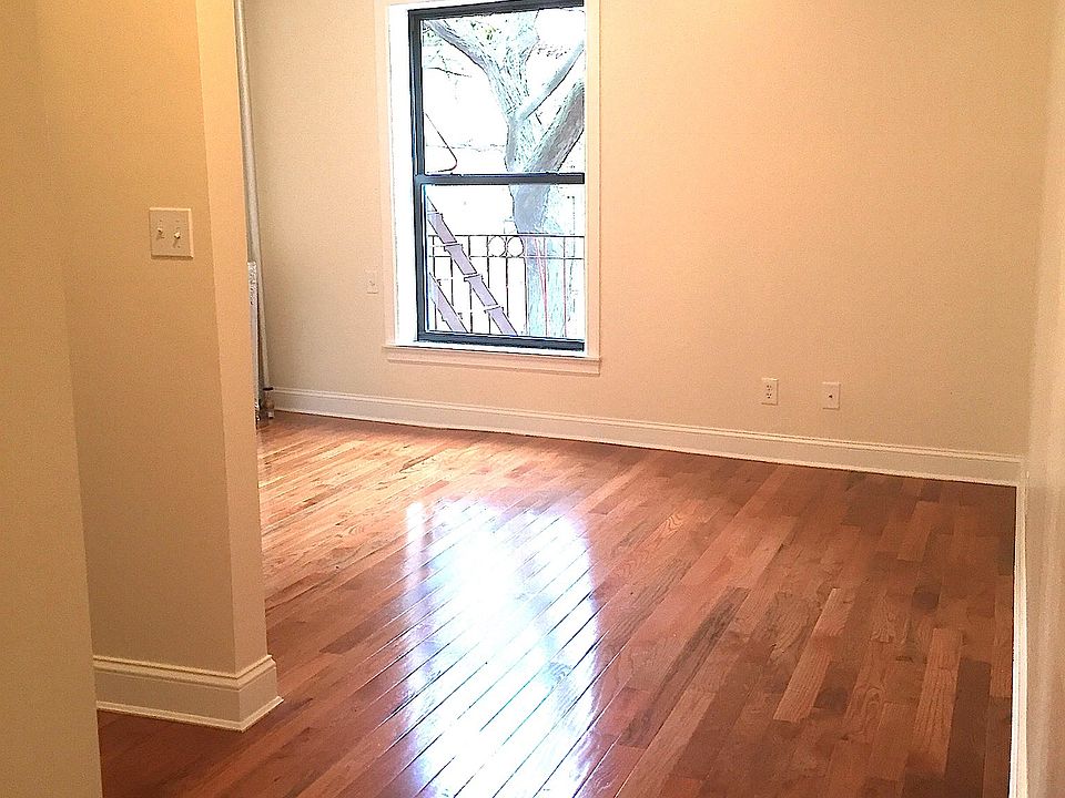 1st image of 38 Saint Pauls Pl #5